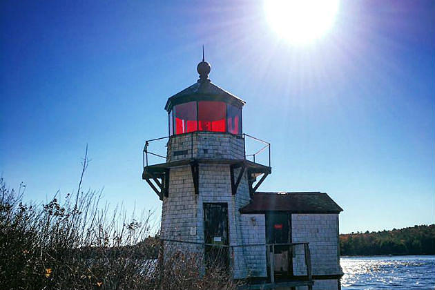 Take A Short Hike and Discover This Incredible Small Lighthouse On The Coast of Maine
