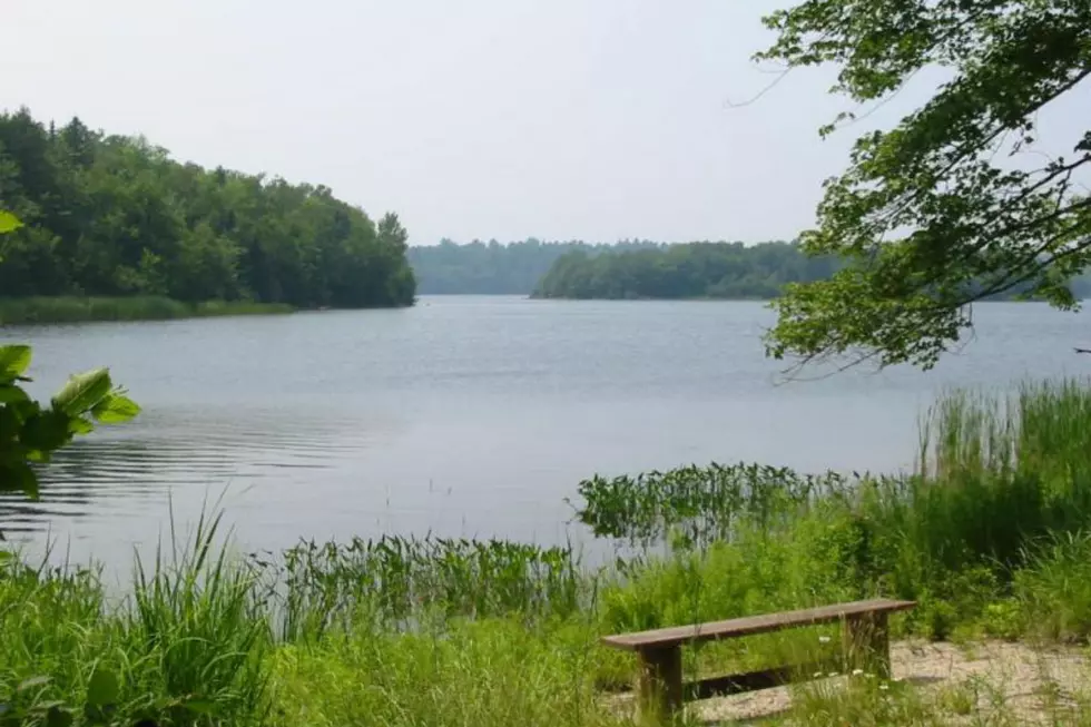 There's A Headless Ghost That Haunts This Beautiful Lake In Maine