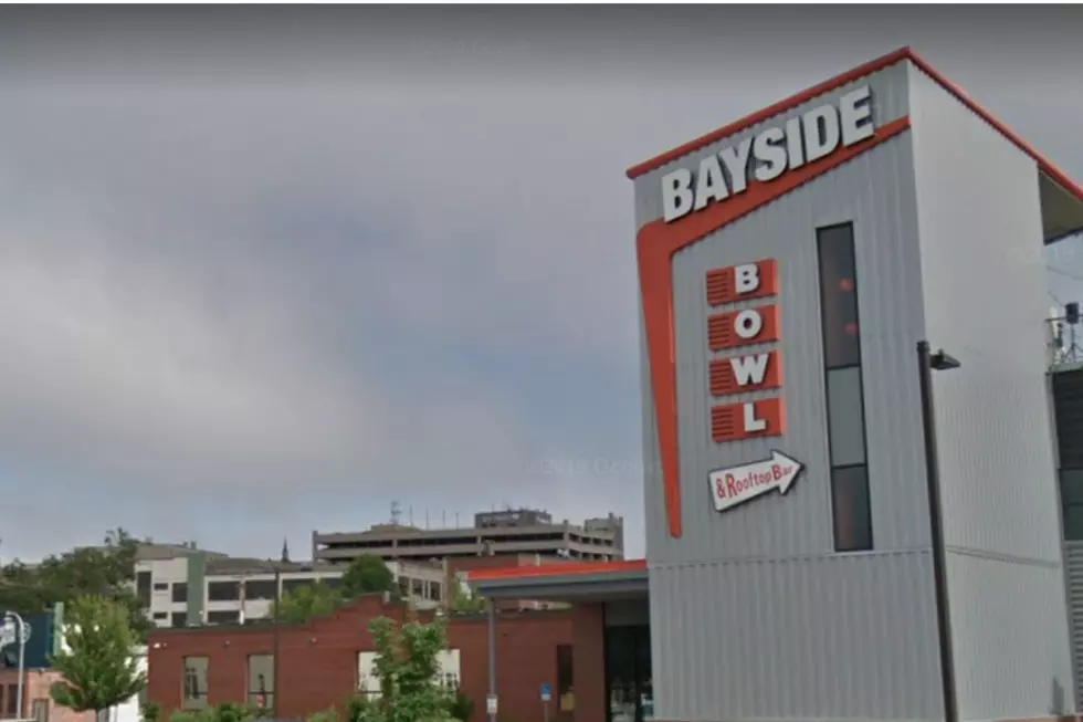 Bayside Bowl In Portland Showing Free Movies On Their Rooftop All Summer Long