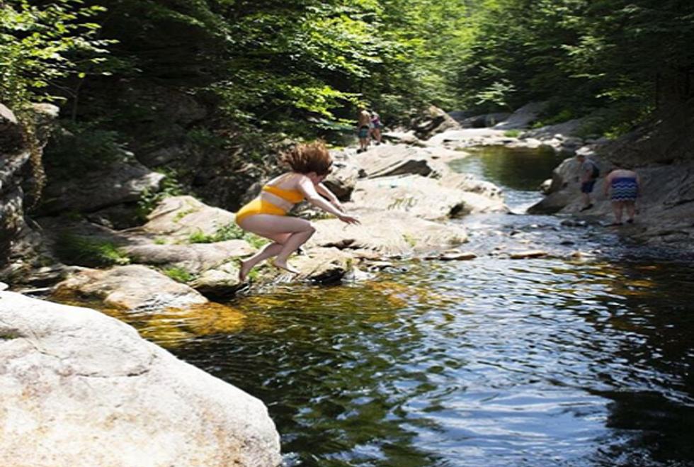 8 Refreshing Swimming Holes In Maine That You Can Visit For Free