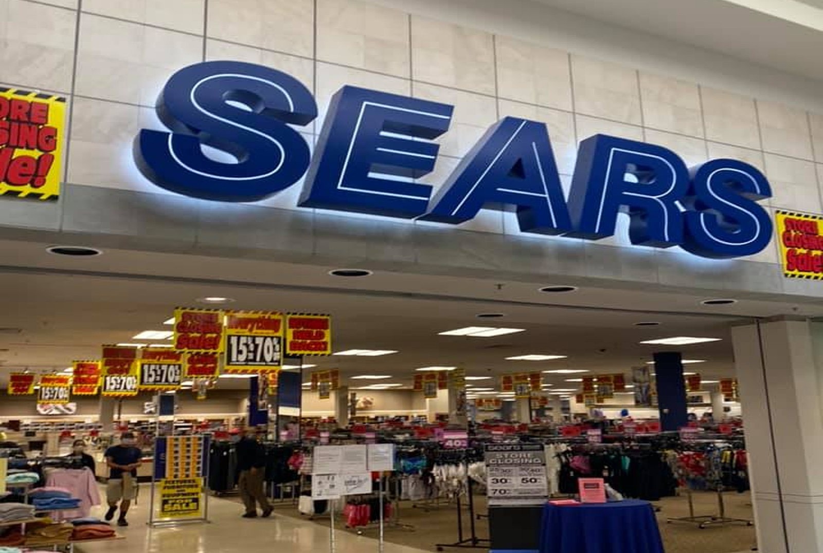 End Of An Era Last Sears Department Store In Maine Is Closing   Sears Maine Mall Store 