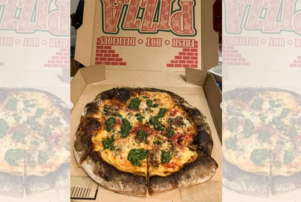 There's A Secret Pizza Delivery Service In Portland