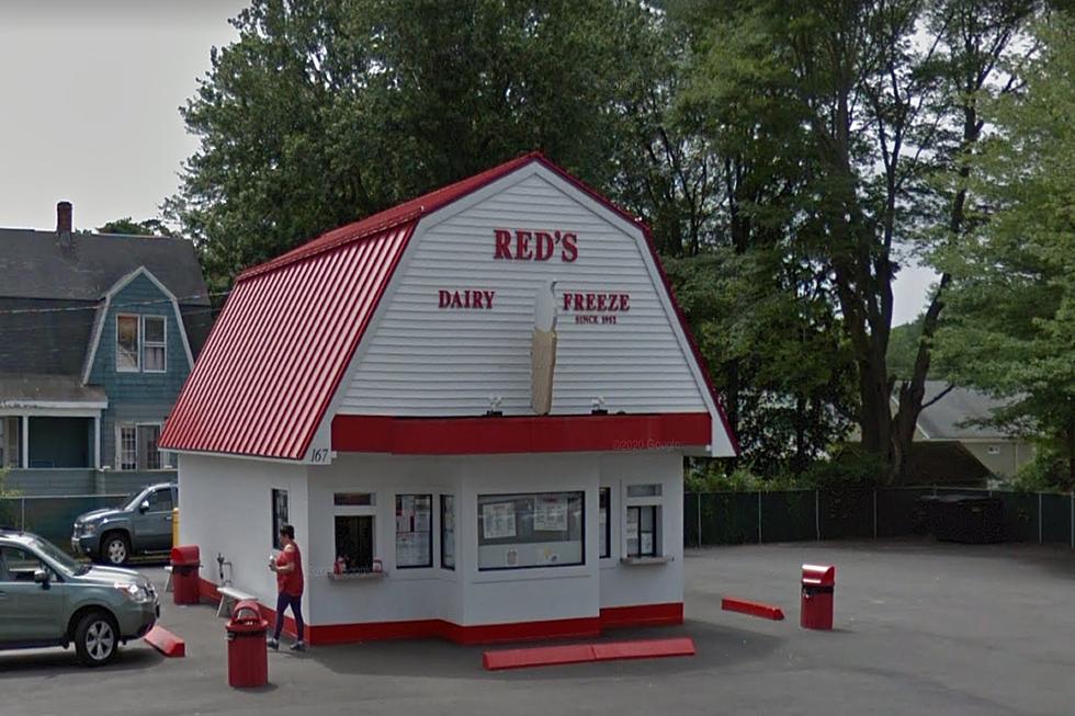 The Secret Menu Item At Red&#8217;s Dairy Freeze in South Portland, Maine That You Should Order Now