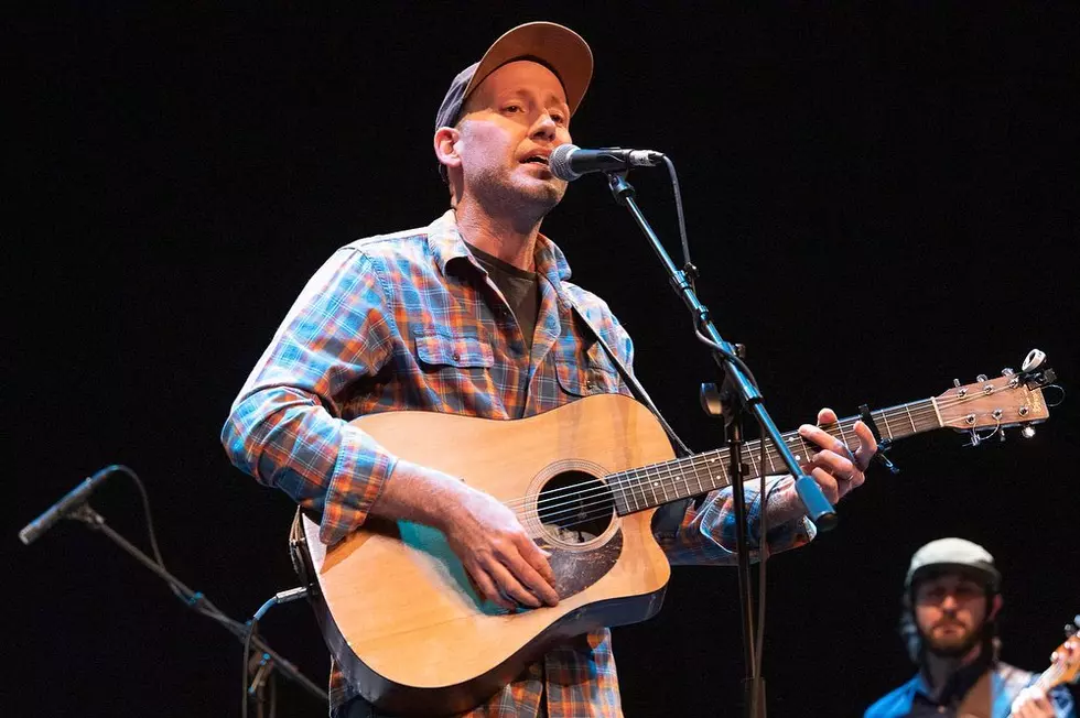15 Years After It Was Stolen, Thief Returns $800 to Maine Musician