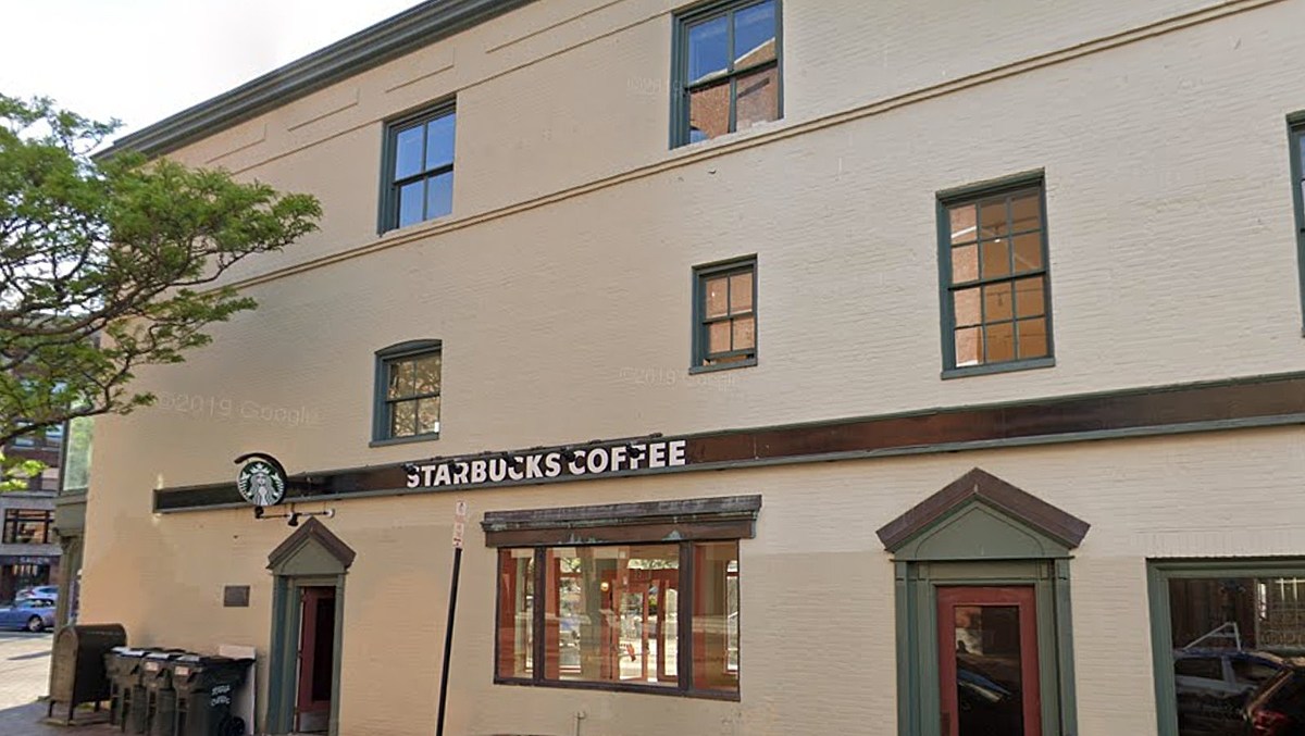 O altă locație Starbucks din Portland este programată să se închidă definitiv