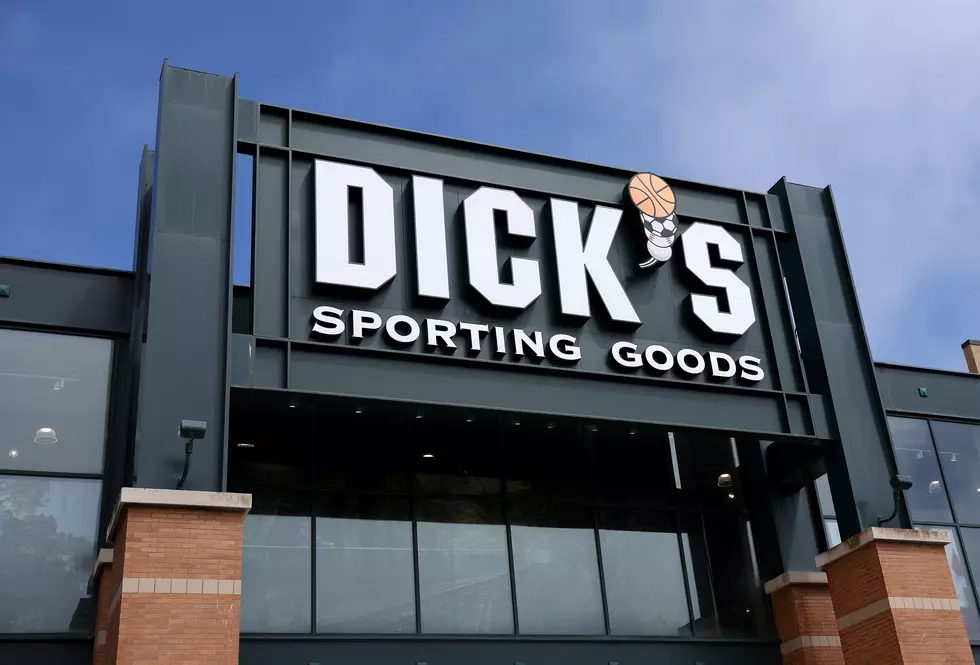 Dick's Sporting Good Reports Quarterly Earnings