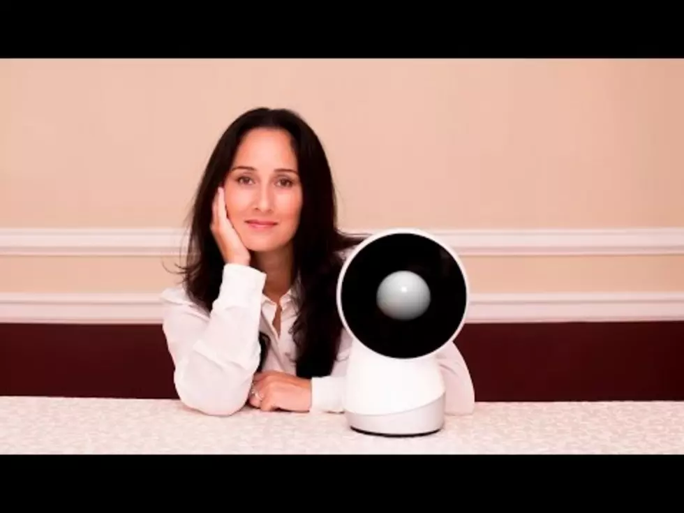 Meet JIBO the Family Robot and What Could be the Beginning of the End [VIDEO]