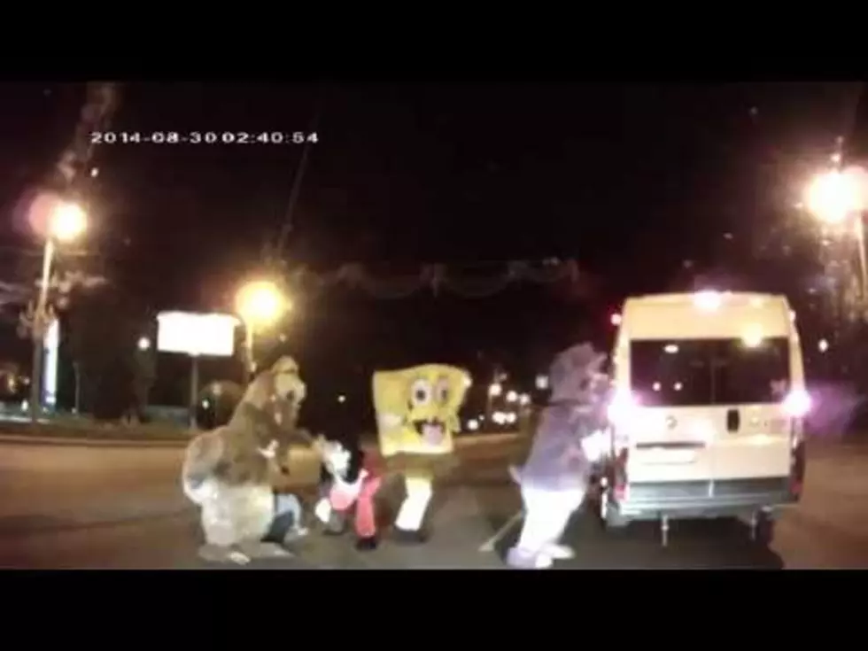 The Funniest Bout of Road Rage You Will Ever See Starring Spongebob and Mickey Mouse [VIDEO]