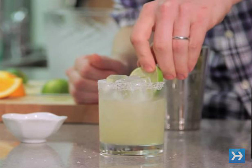 Learn How To Make A Margarita For Cinco de Mayo [VIDEO]