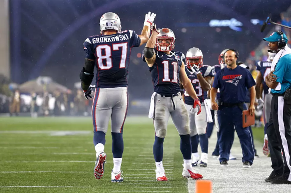 Gronk And Edelman Back At Practice [PHOTO]