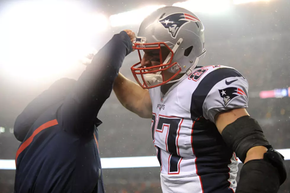 Gronk’s Latest Tweet Could Get Him In Trouble With Coach Belichick