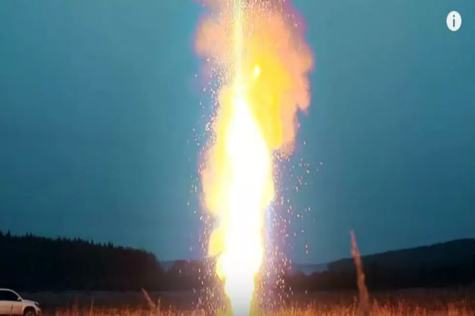 Ringing In The New Year With 10,000 Sparklers All Lit At Once [VIDEO]