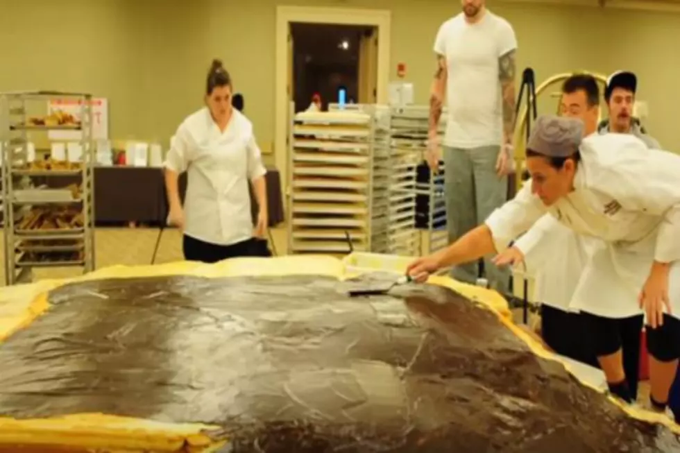 Did You Know The World’s Largest Boston Cream Pie Was Constructed At Southern New Hampshire University?