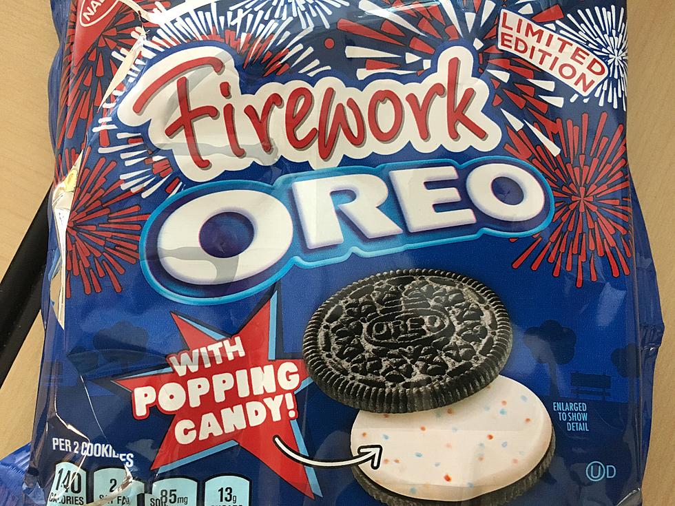 I Tried ‘Firework’ Oreos And They Are Surprisingly Spectacular