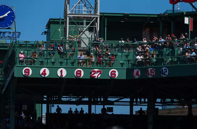 Why Hasn&#8217;t Dwight Evans&#8217; Number Been Retired?