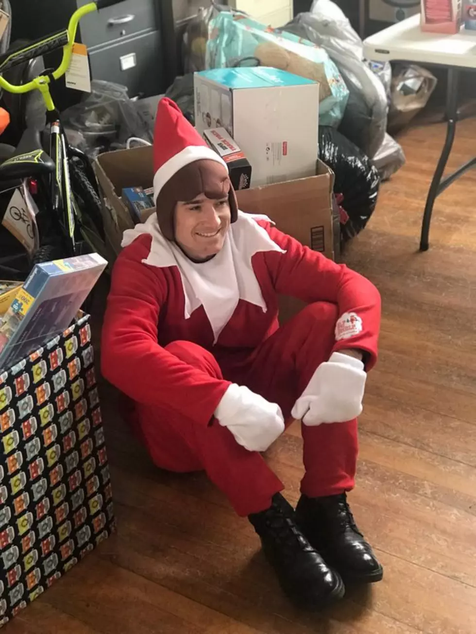 This Video of a Real Life Elf On a Shelf in NH Could Save Lives