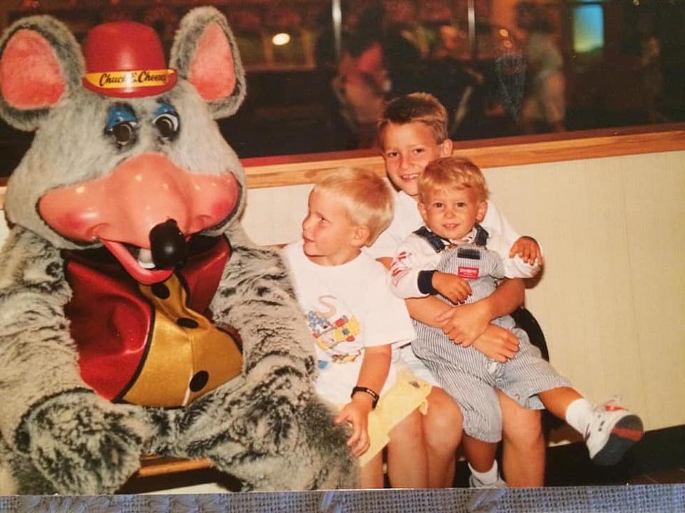 NH Dad Remembers Dressing Up as Chuck E Cheese for Son's Birthday