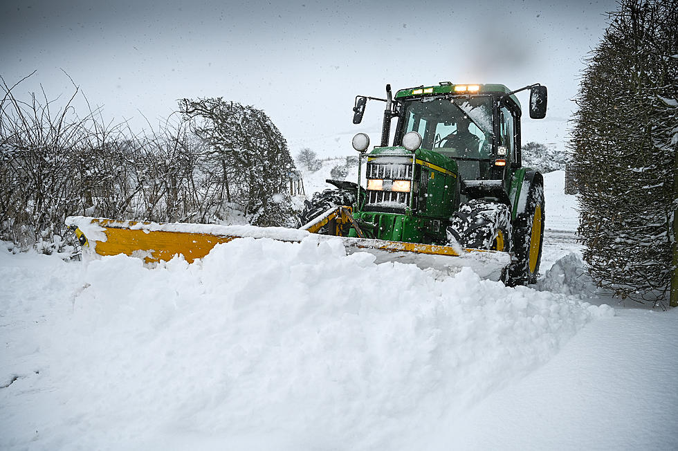 7 Reasons To Be A Snow Plow Driver Just Once in New England