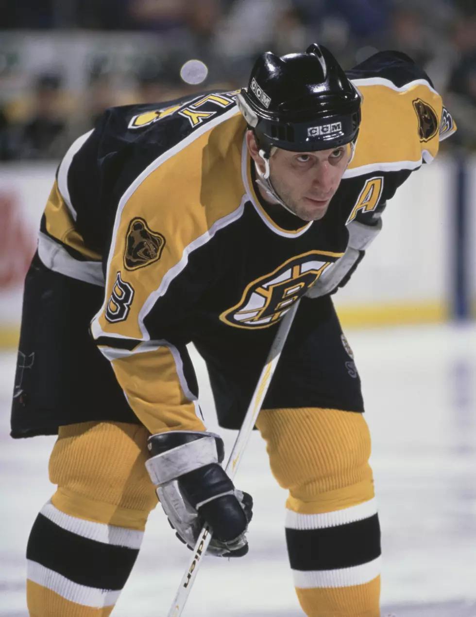 Boston Bruins President Cam Neely Shares How He Was Cast as ‘Dumb & Dumber’ Villain