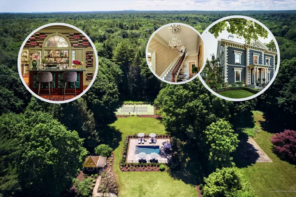 Chic Maine Home for Sale With a Secret Passage Would Make a Great B&#038;B