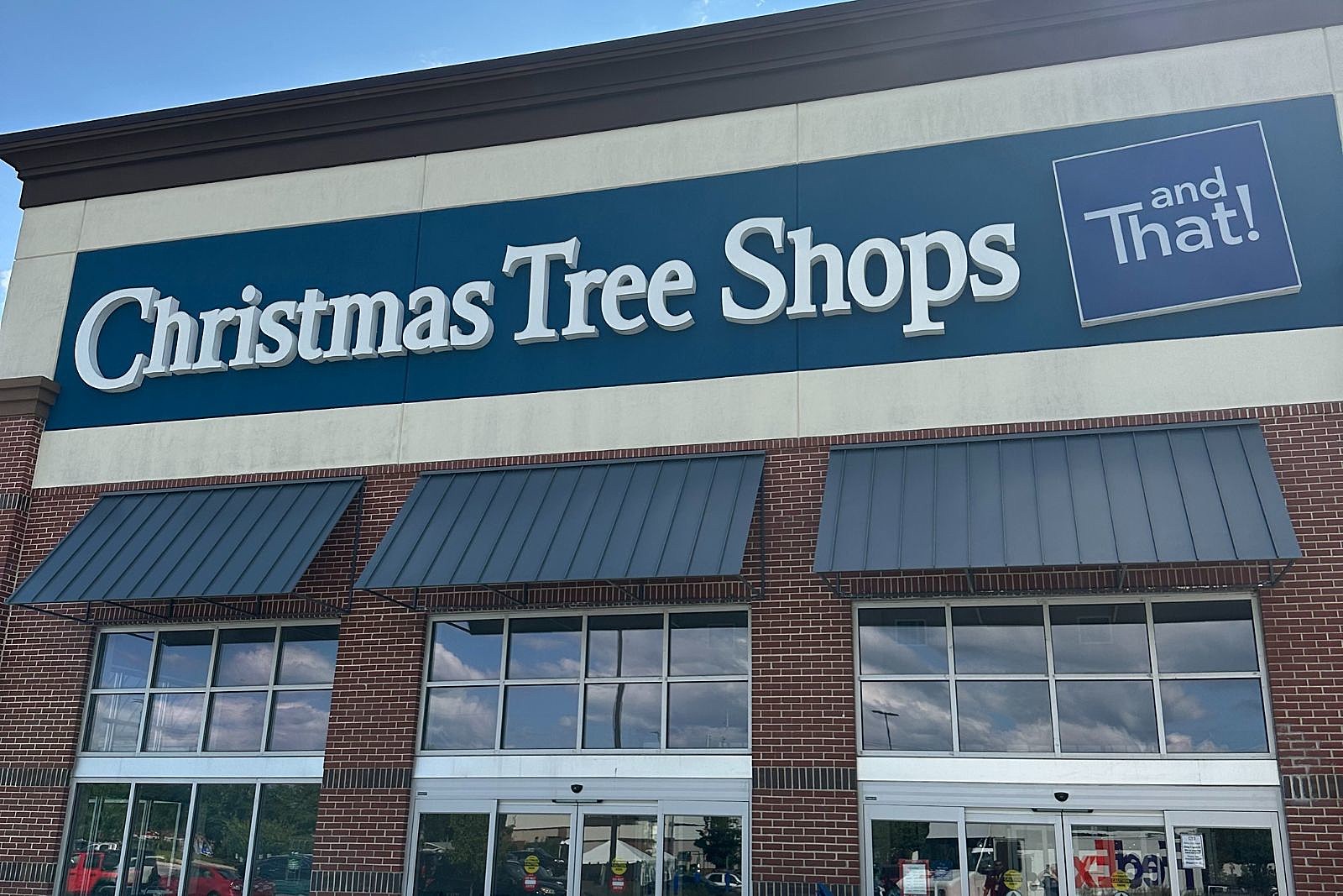 Christmas Tree Shops set to file for bankruptcy, report says : r