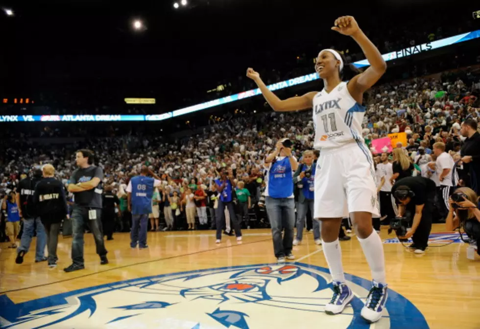 Lynx Edge Sparks To Advance To WNBA Finals