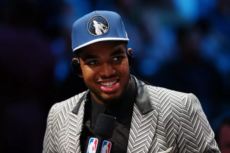 Timberwolves Sign Towns and Jones; Agree to Sign Garnett
