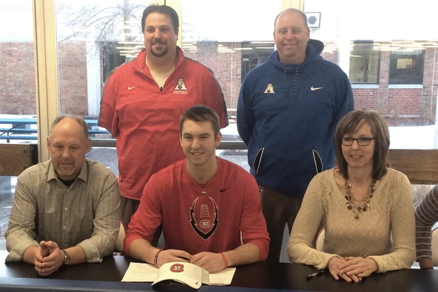 Signing Day: Apollo&#8217;s Dunsmoor To Suit Up For SCSU