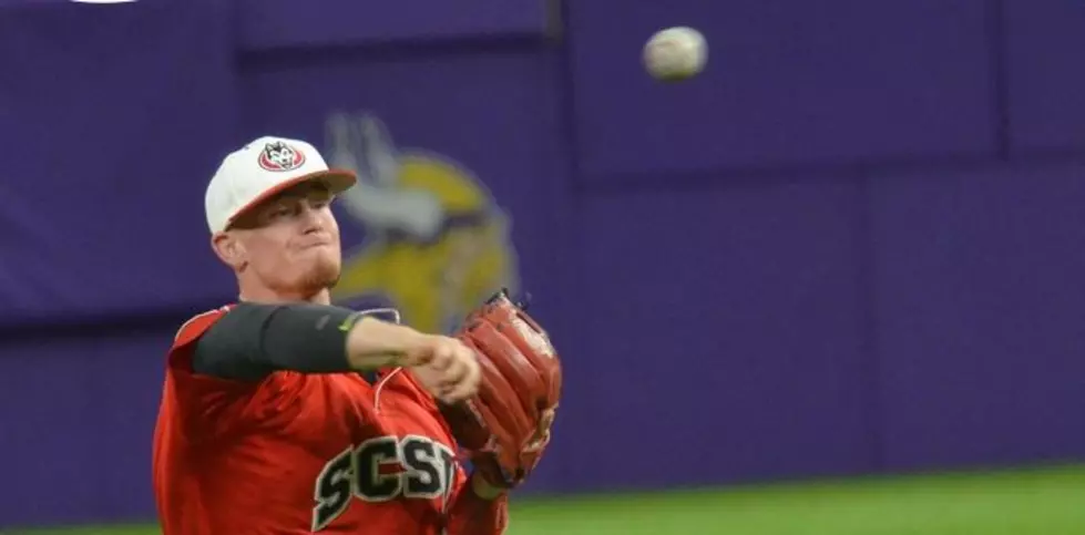 SCSU Baseball Sweeps Doubleheader