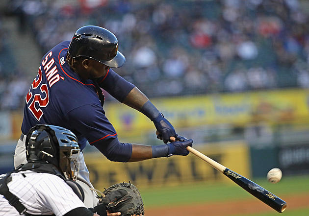Twins Hang On To Beat White Sox Thursday