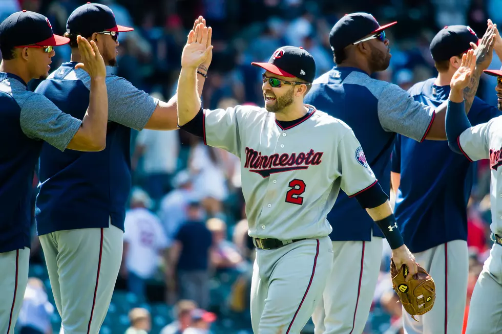 Twins Top Indians Sunday