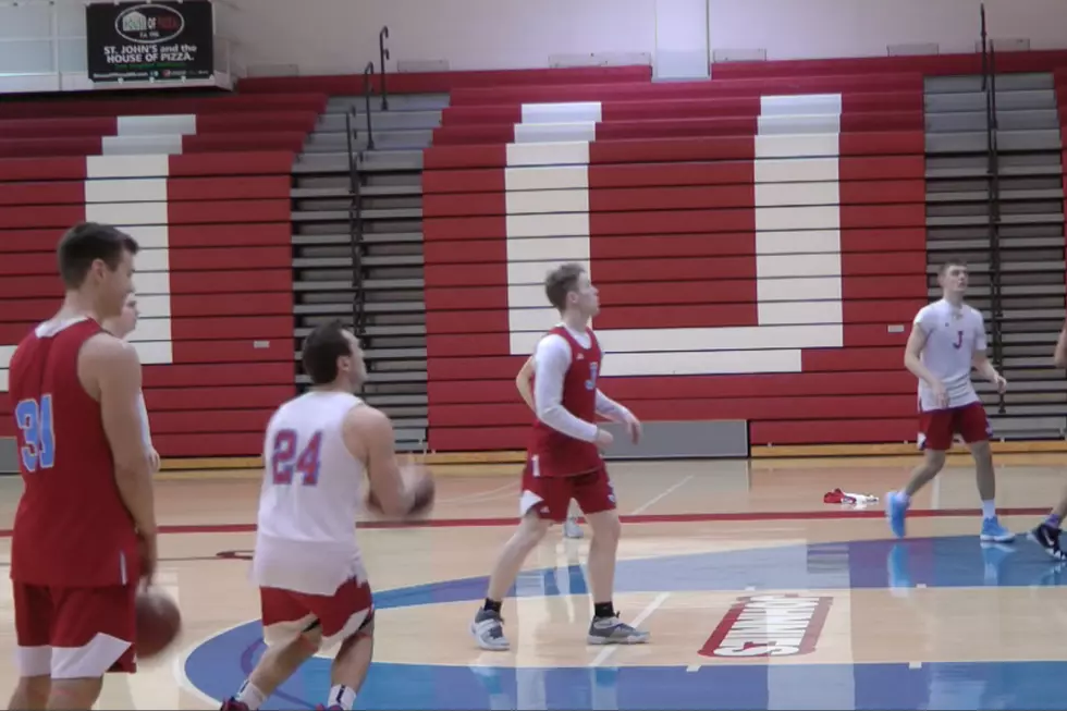 Johnnies Gear up for Playoff Push [VIDEO]