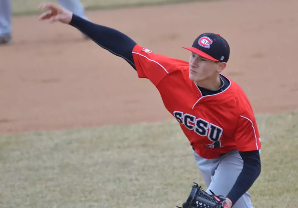 SCSU Baseball Sweeps Minot State