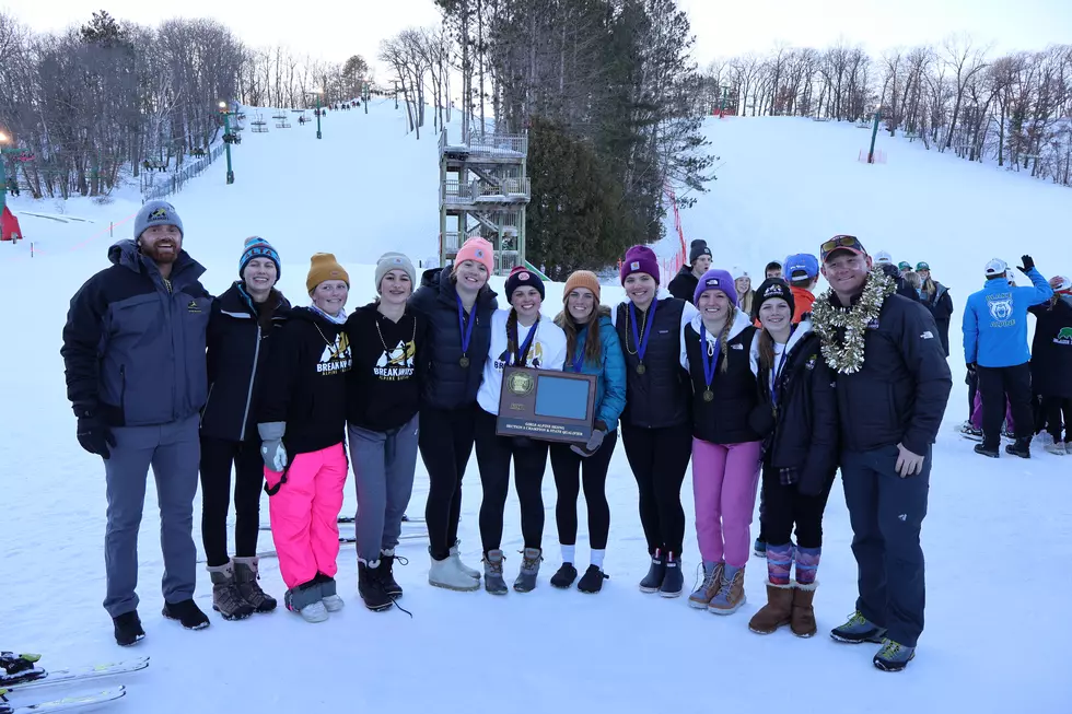 St. Cloud Girls Alpine Ski Team Qualifies For First State Tourney Appearance