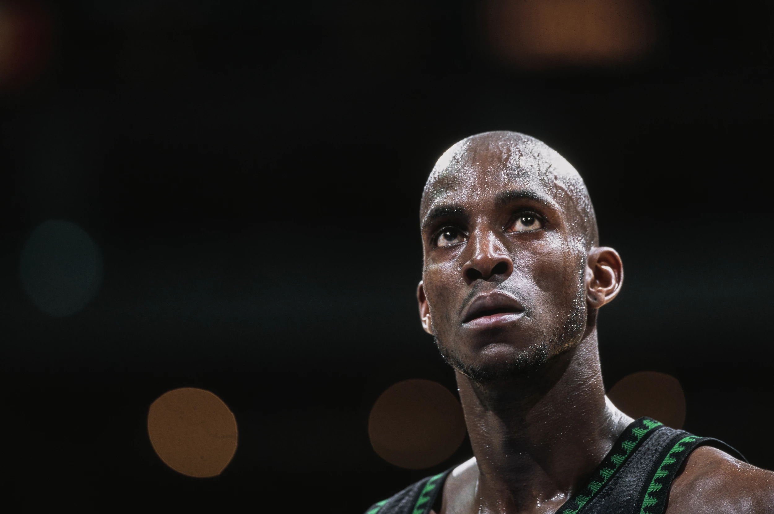 A Fan's Nostalgic Encounter With Kevin Garnett At Timberwolves Event