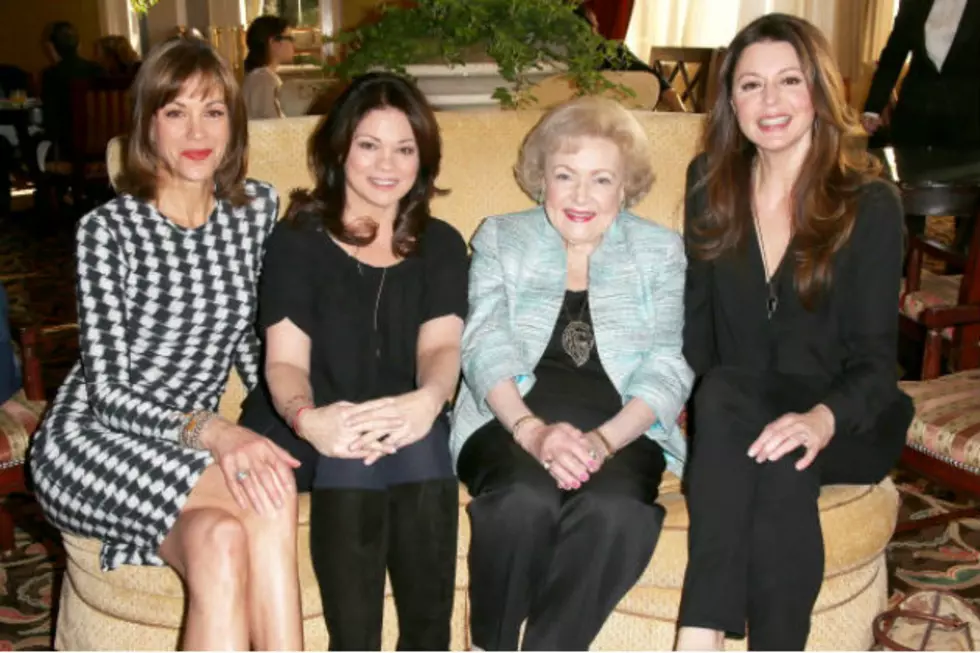 TV Land is LIVE Tonight With Season Premiere of &#8216;Hot in Cleveland&#8217; + The Morning Waking Crew Chats With Wendie Malick! [Video]