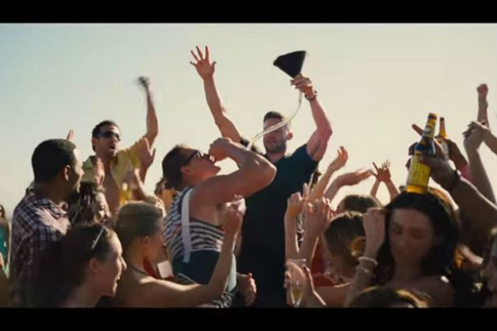 Tom Brady, Rob Gronkowski &#038; Julian Edelman Appear in New Entourage Trailer [VIDEO]