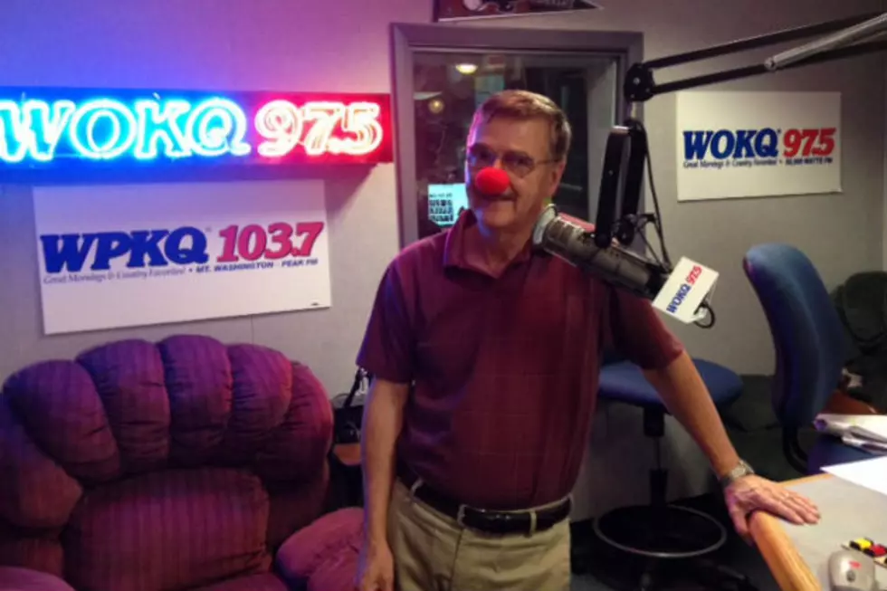 Country Stars, Local and National Celebrities Join in on Red Nose Day Fun