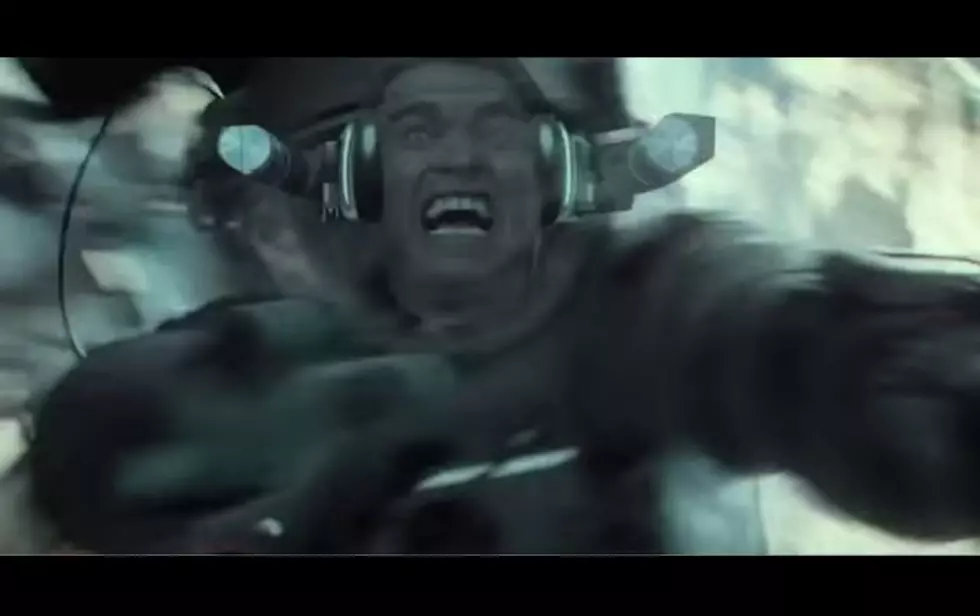 What If Arnold Schwarzenegger Starred in Gravity [VIDEO]