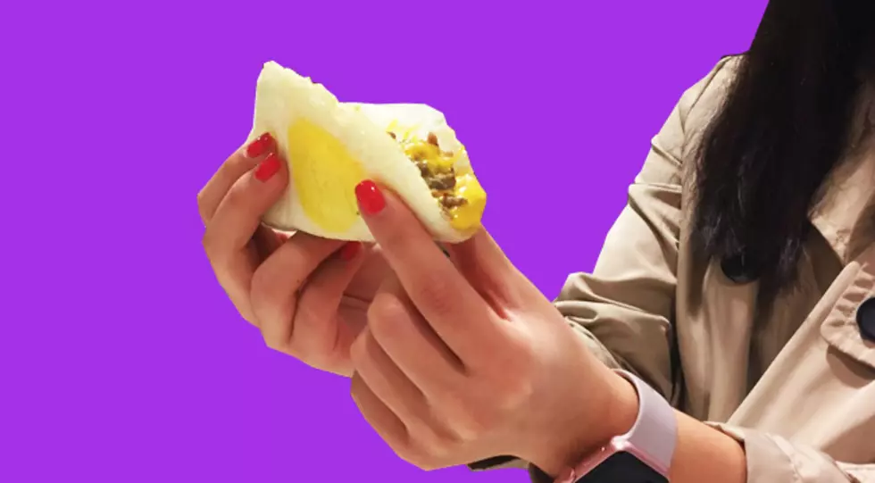 Taco Bell Gets Naked at Breakfast