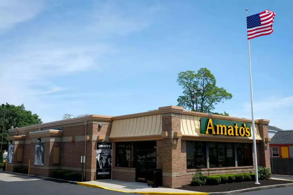 The Place to be Saturday is Amato’s in Seabrook