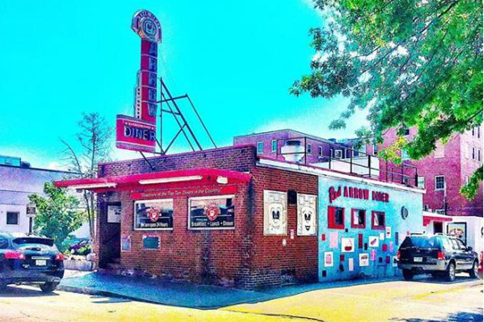 5 NH Restaurants That Have Been Featured on ‘Diners, Drive-Ins and Dives’