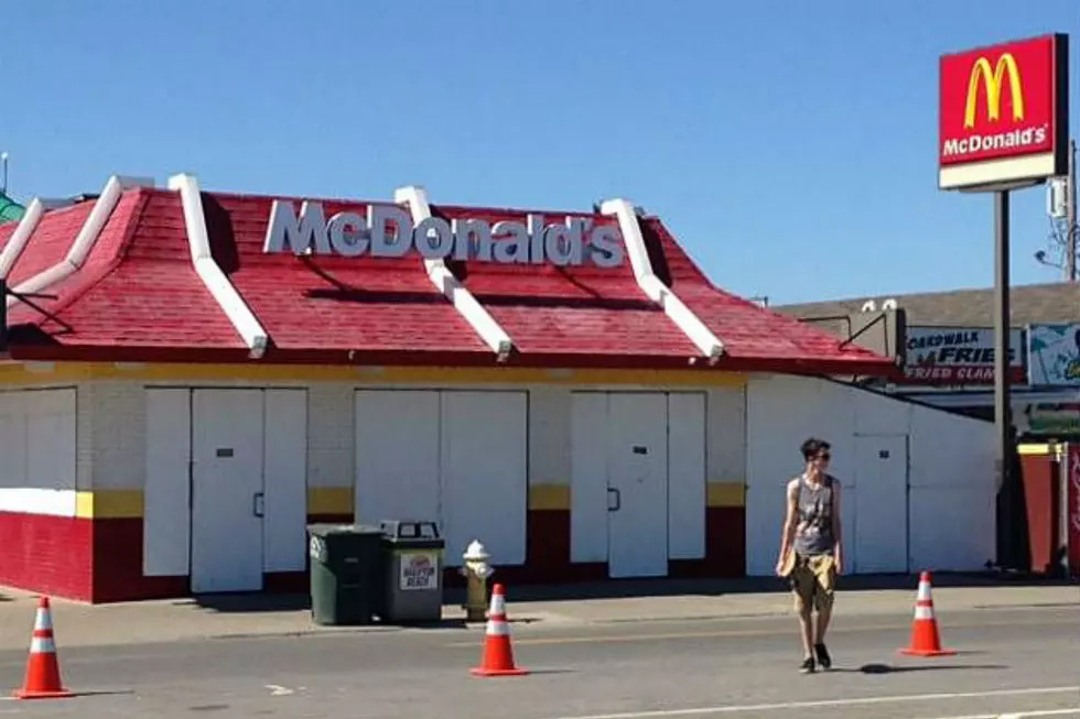 Who Else Misses This Iconic Landmark at Hampton Beach