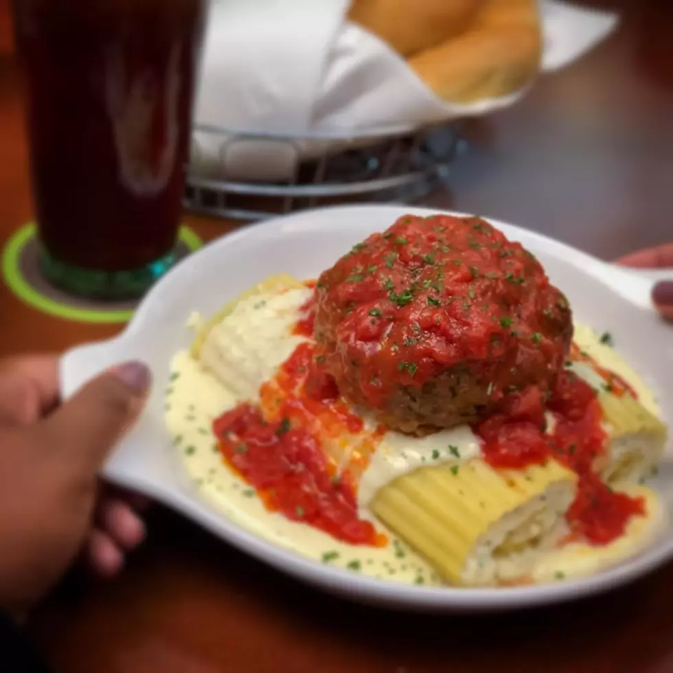 New Hampshire Olive Garden Does It Again With A Giant Meatball