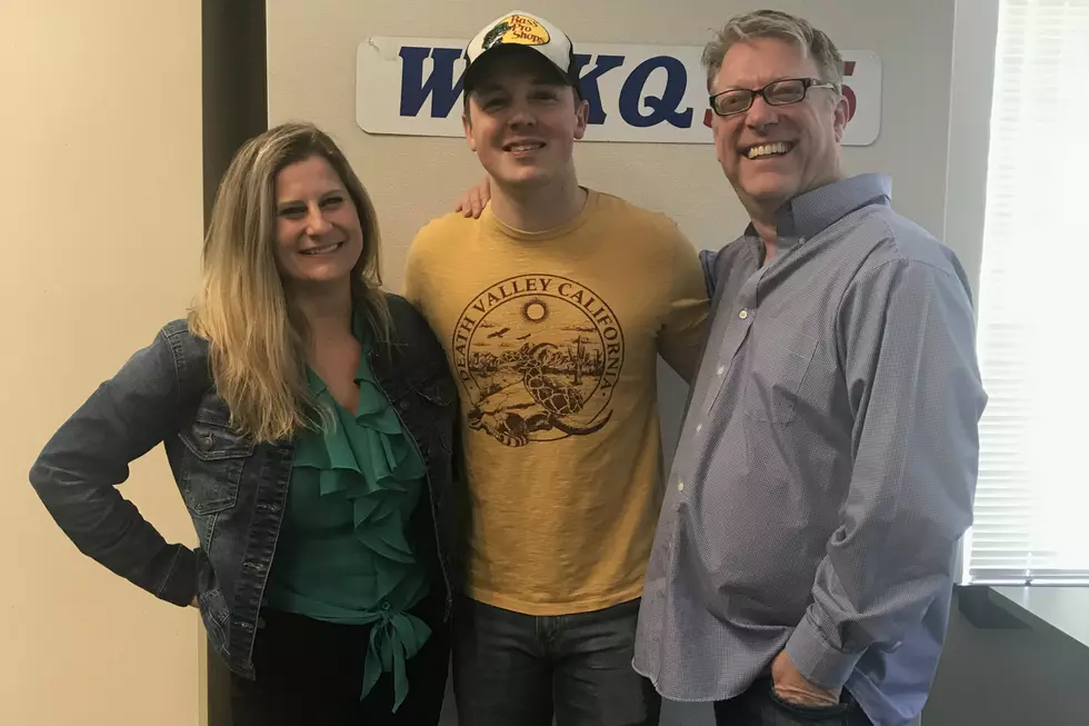 Travis Denning Came To New Hampshire To Play His New Single For The Big Breakfast