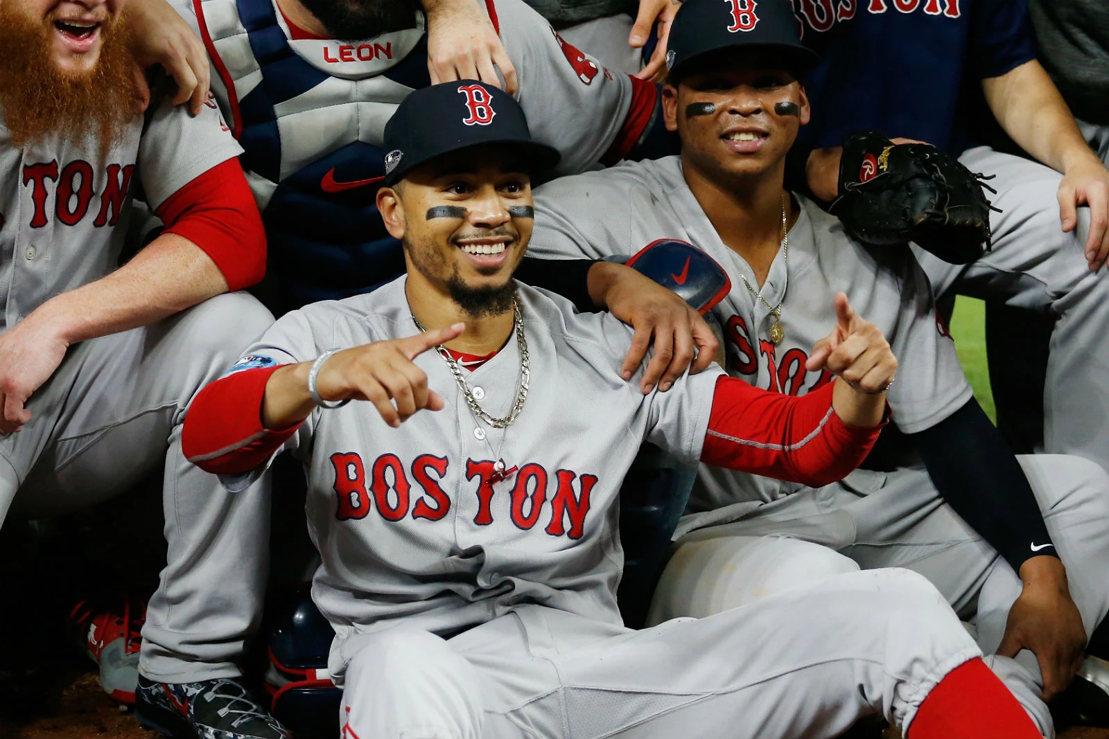 Top 5 Reasons You Want The Boston Red Sox to Win the World Series