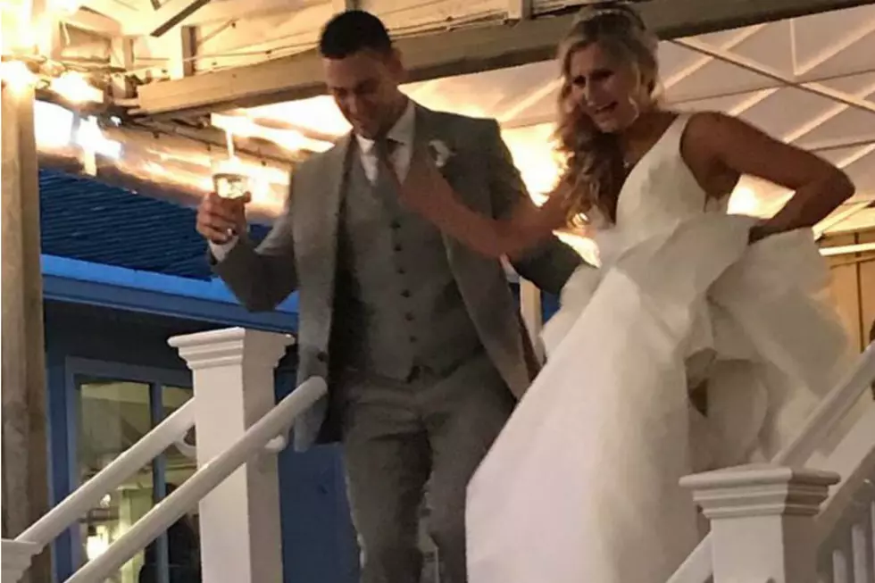 The Crowd Lost It When This Happened At My Wedding