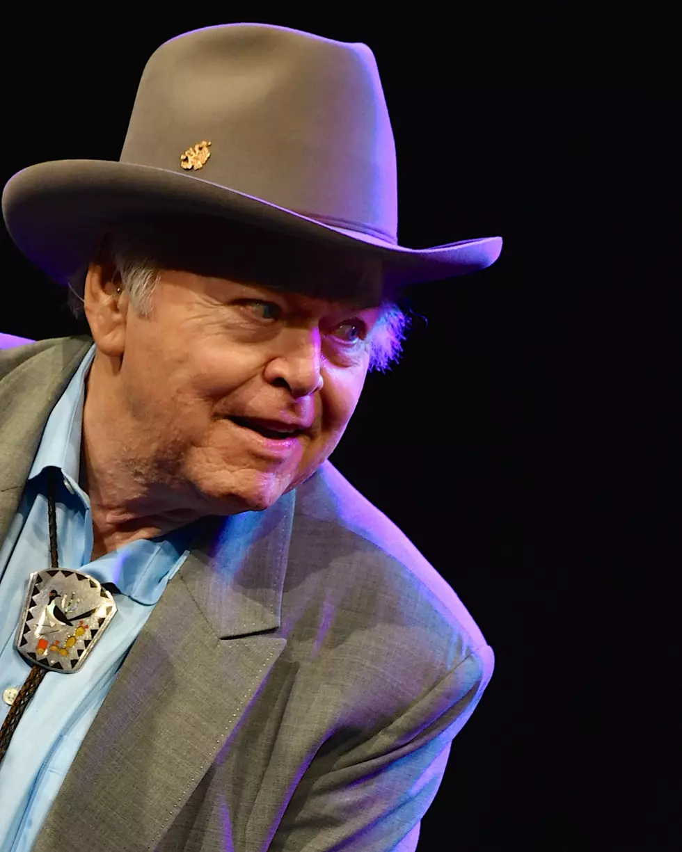 Here's Why I'm So Sad Roy Clark Passed Away