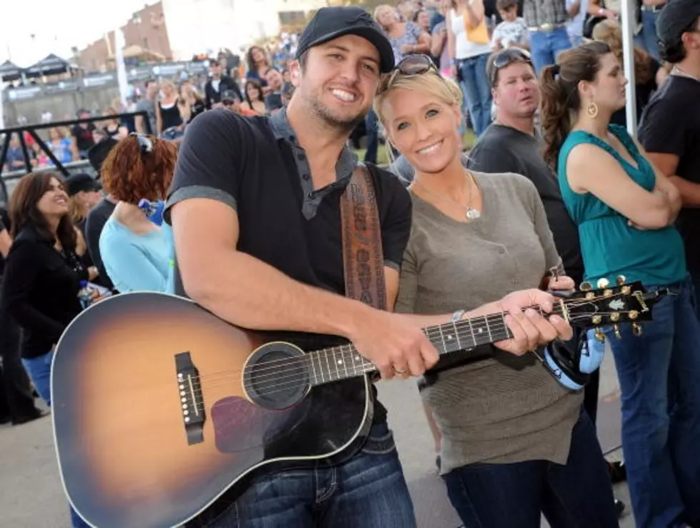 Watch Luke Bryan And His Wife Celebrate The 12 Days Of Pranksmas