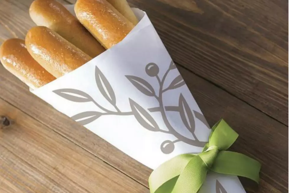 Get Your Lover A Bouquet Of Breadsticks At These Nh Olive Gardens